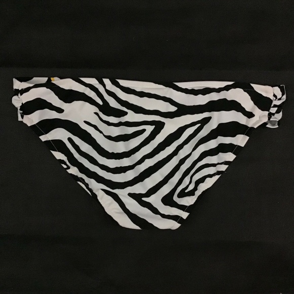 🦋Xhilaration Zebra Bikini Bottom Large NWT! - Picture 3 of 6